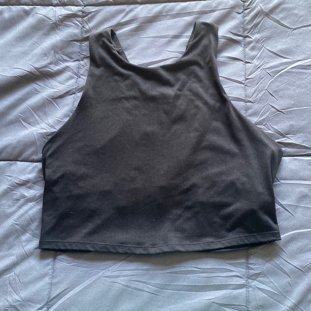 Black Crop Workout Tank